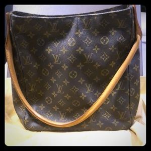 Louis Vuitton Looping GM 🥰